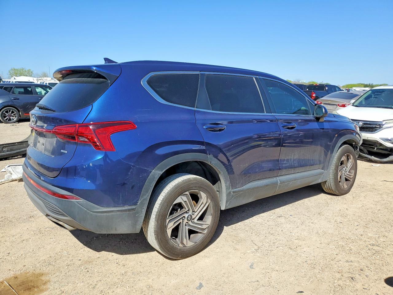 2022 Hyundai Santa Fe Se - Фото 3