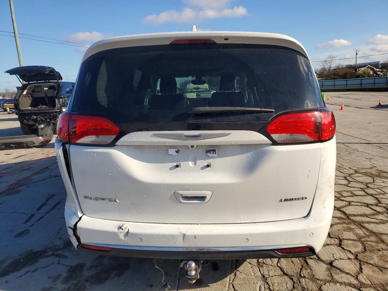 2020 Chrysler Pacifica Limited - Фото 6