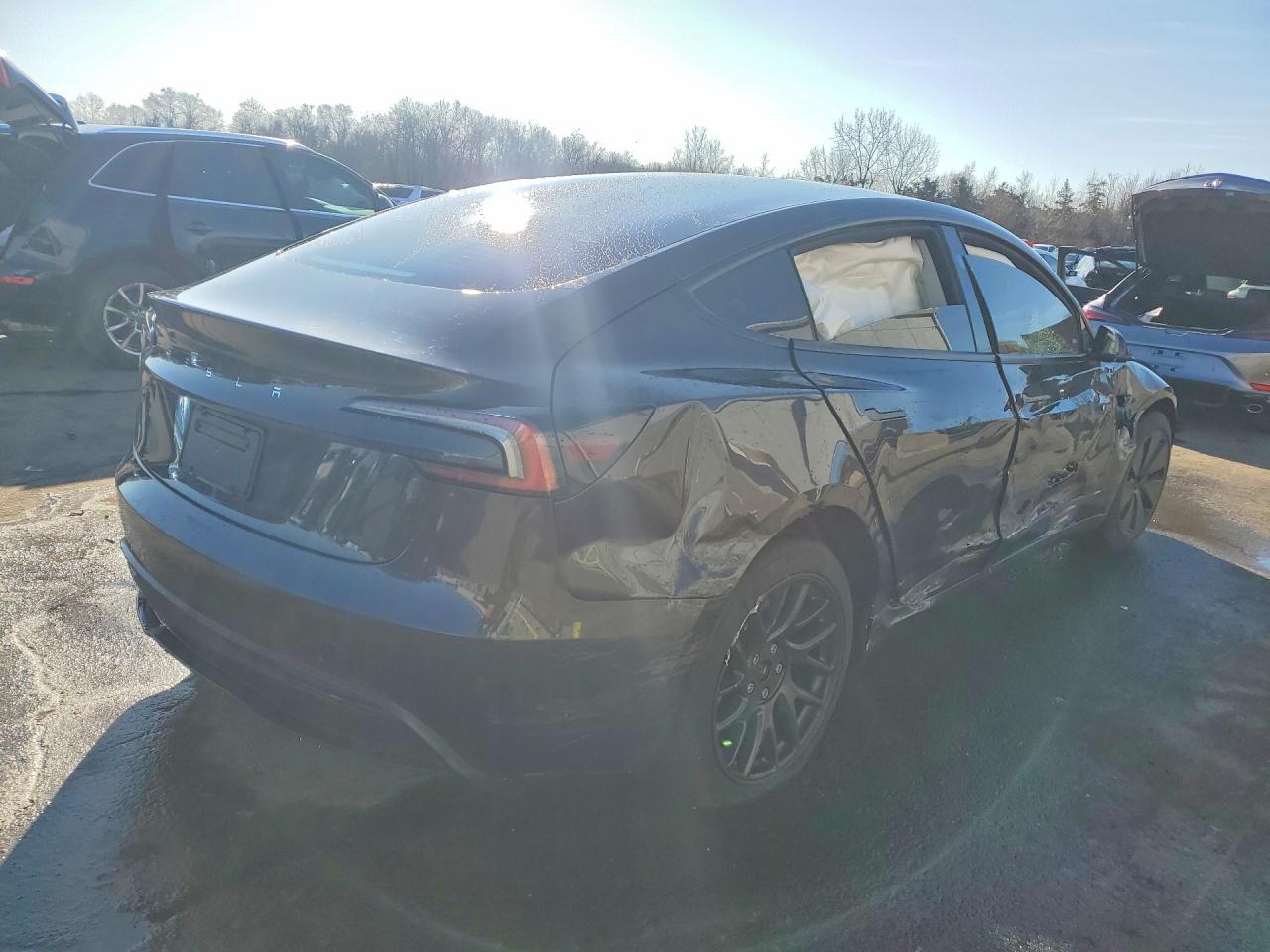 2025 Tesla Mod - Image 3
