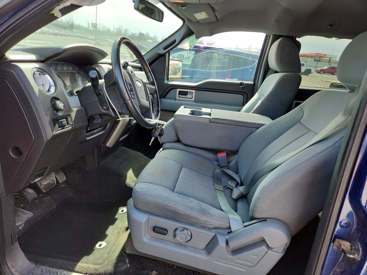 2011 Ford F150 - Фото 7