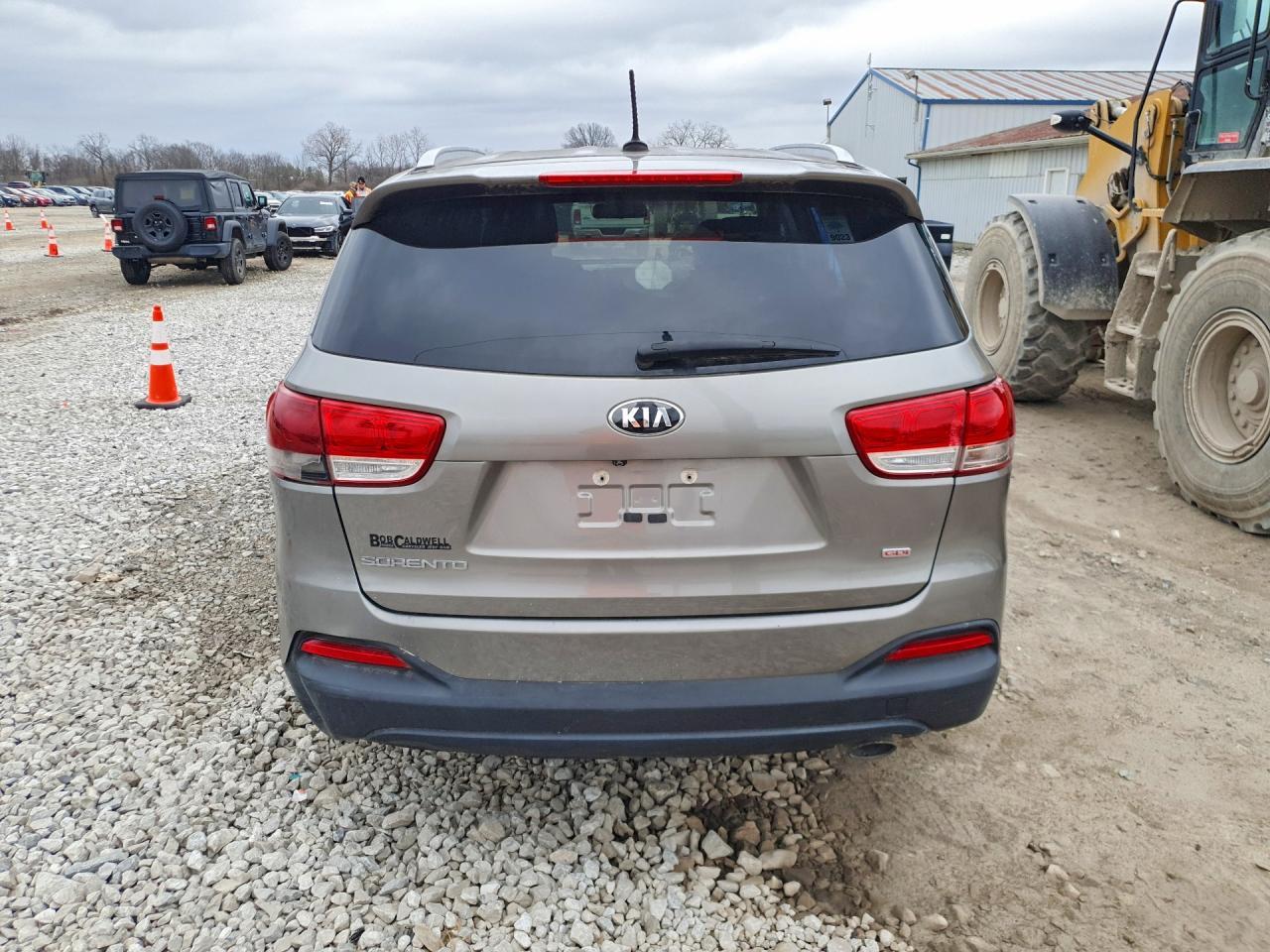 2017 Kia Sorento Lx - Фото 6