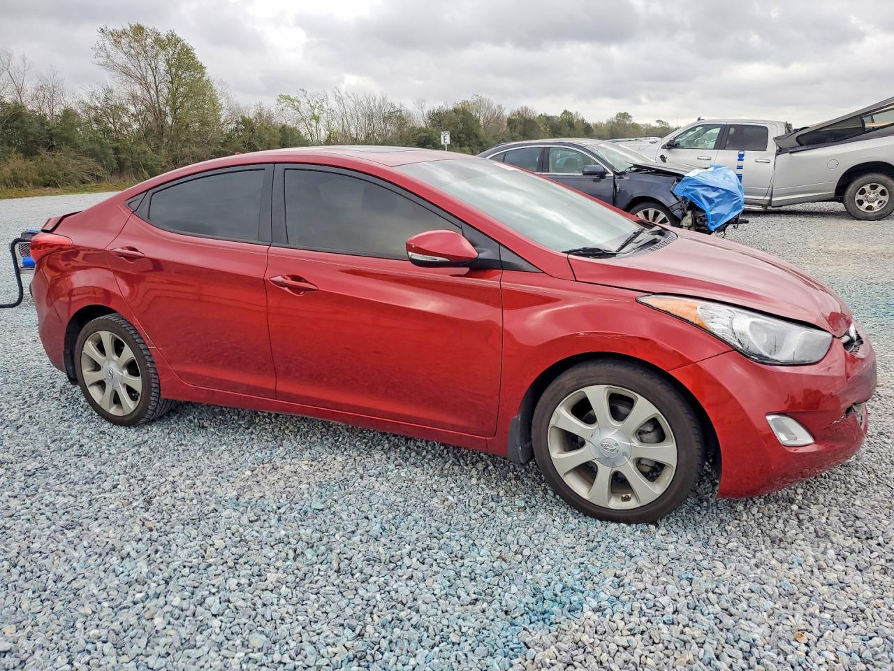 2013 Hyundai Elantra - Image 4
