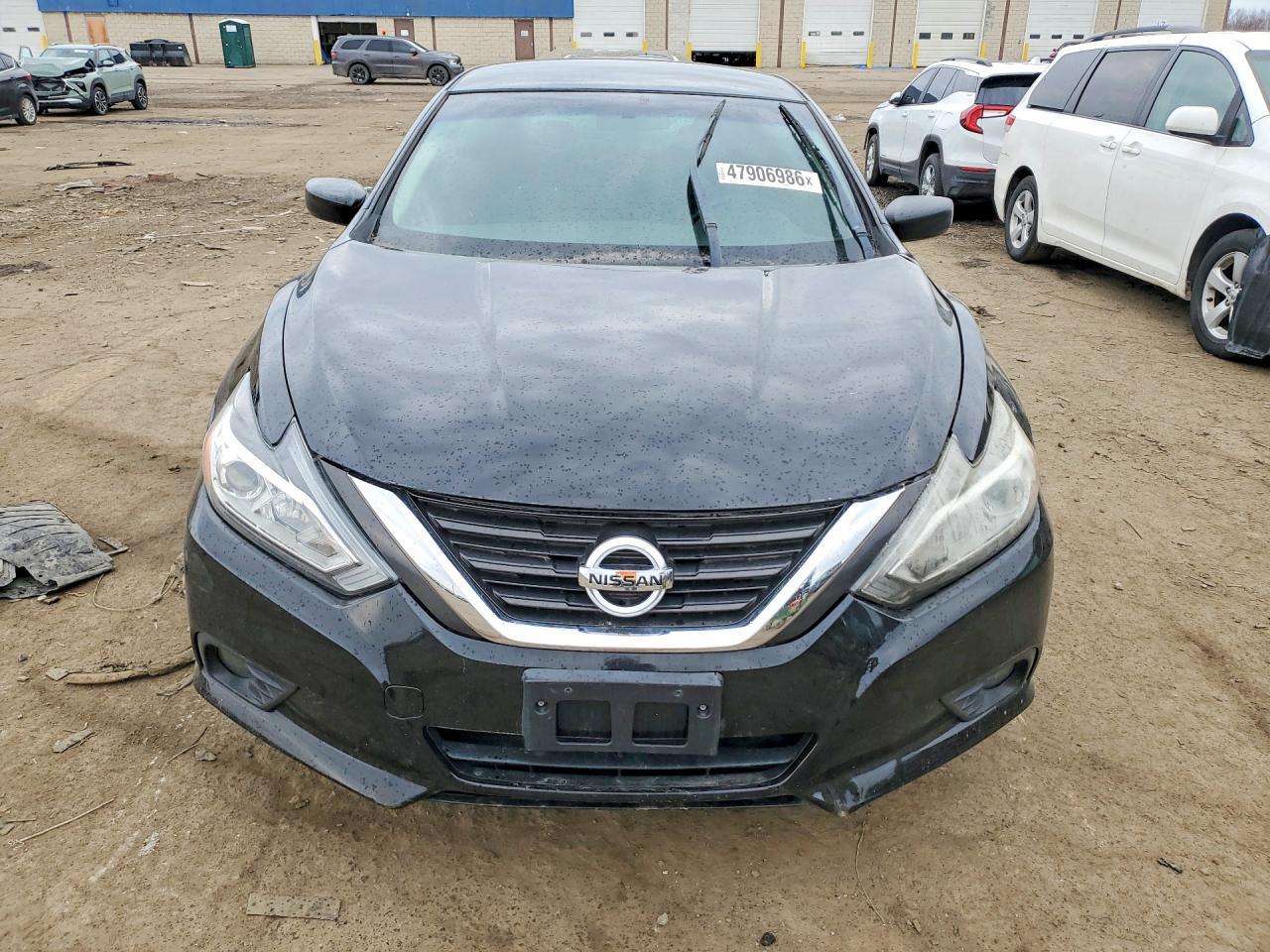 2017 Nissan Altima 2.5 Sv - Image 5