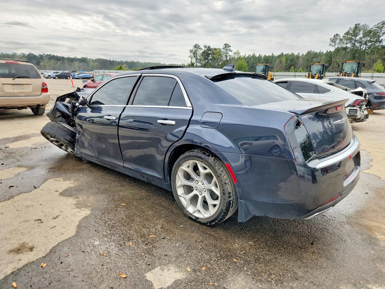 2018 Chrysler 300C - Фото 2