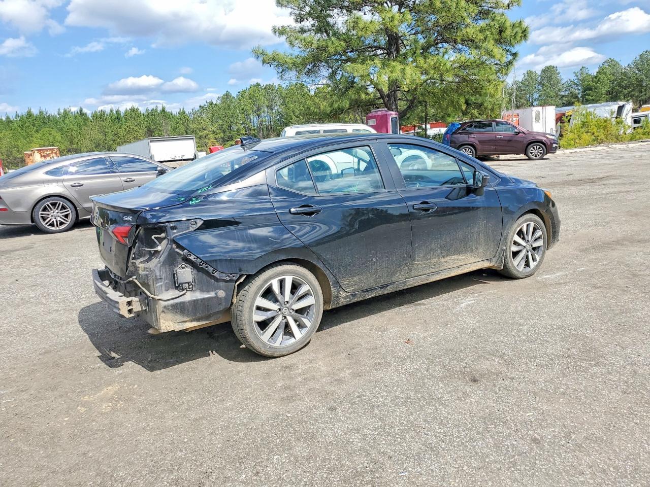2021 Niss Versa Sr - Фото 3