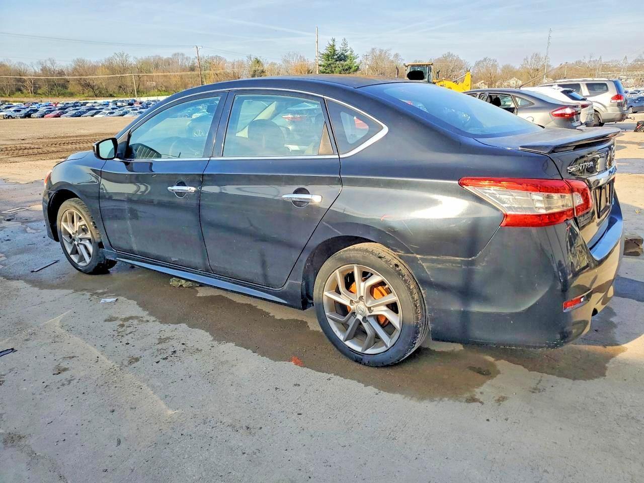 2014 Nissan Sentra Sr - Фото 2