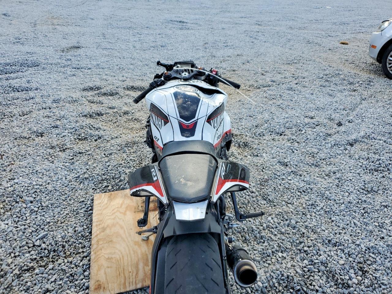 2024 Yama Yzfr1 - Фото 6