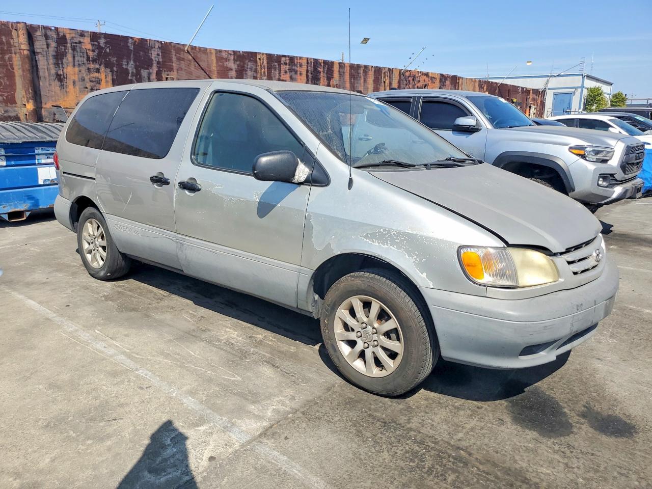 2001 Toyota Sienna Ce - Фото 4