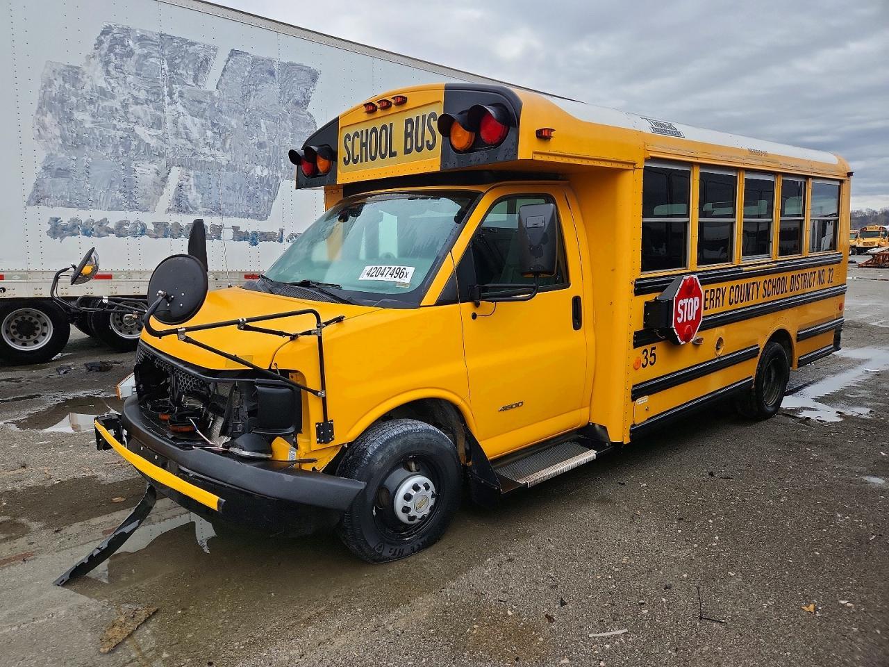 2014 Chevrolet Express G4 - Shuttle Bus - Фото 2