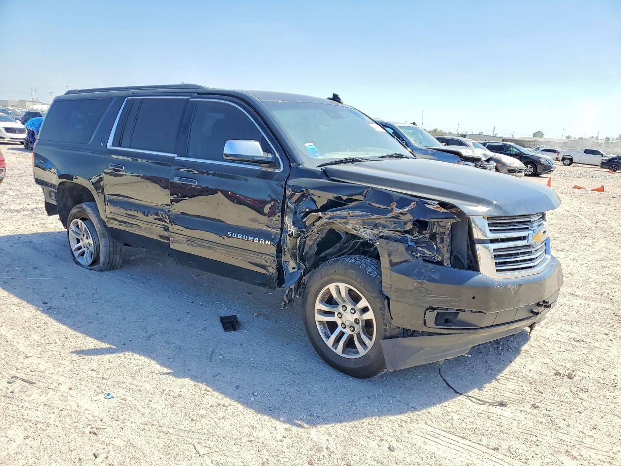 2018 Chevrolet Suburban K1500 Lt - Image 4