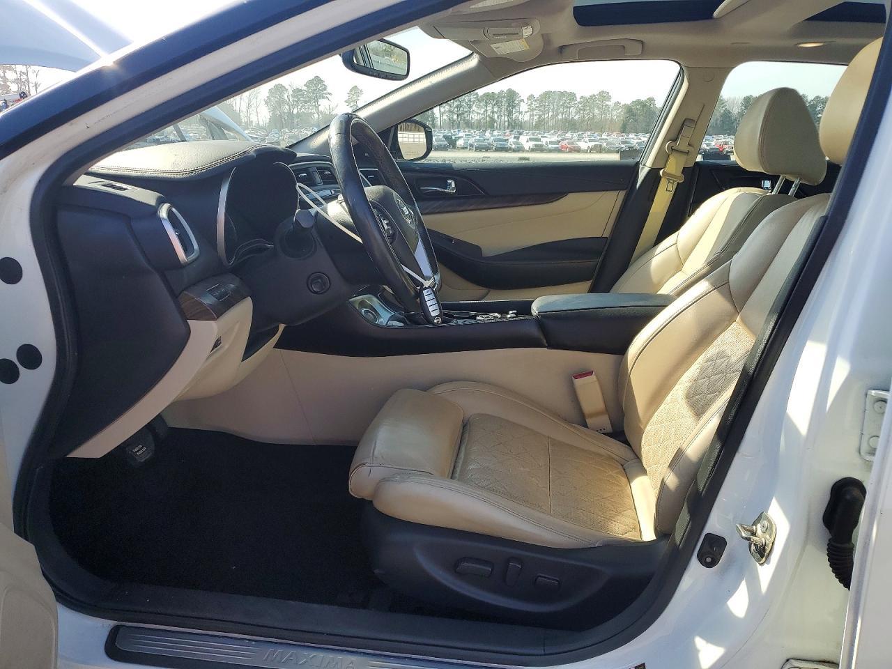 2017 Nissan Maxima Platinum - Image 7