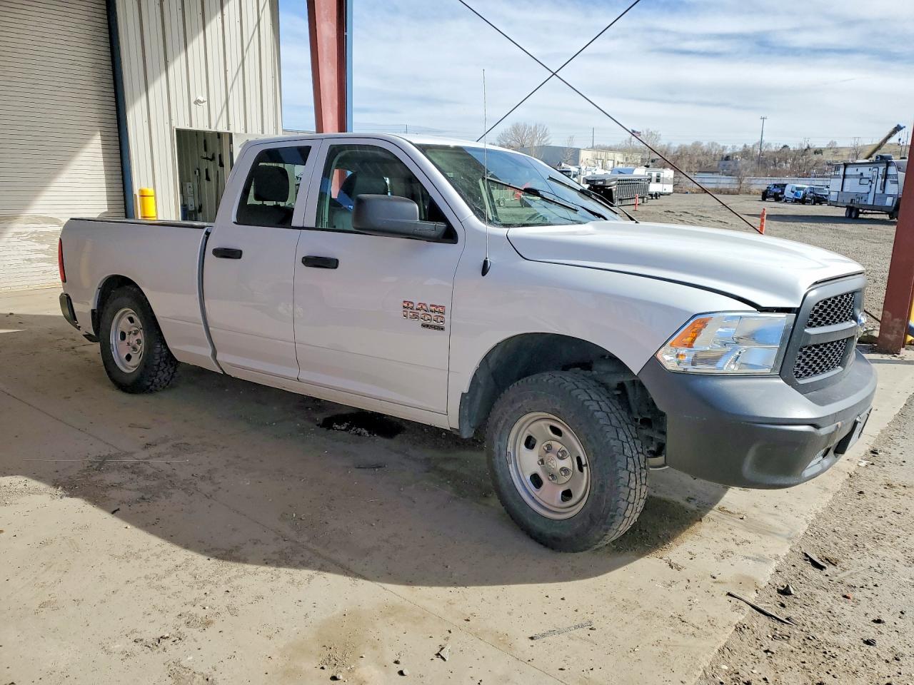2022 Ram 1500 Classic Tradesman - Фото 4