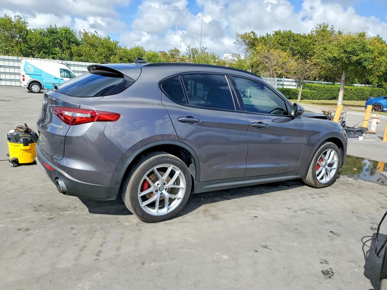2019 Alfa Romeo Stelvio Ti - Фото 3