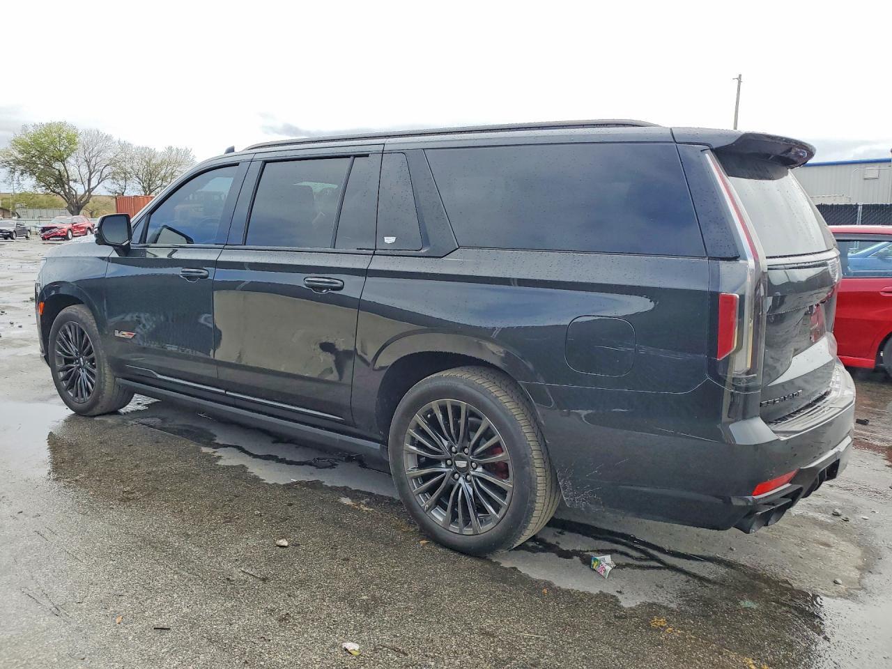 2024 Cadillac Escalade V Esv - Image 2