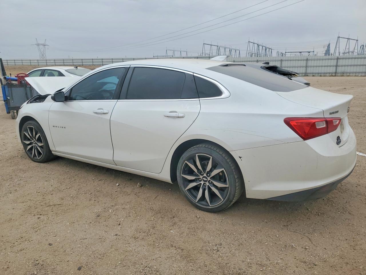 2017 Chevrolet Malibu Lt - Фото 2