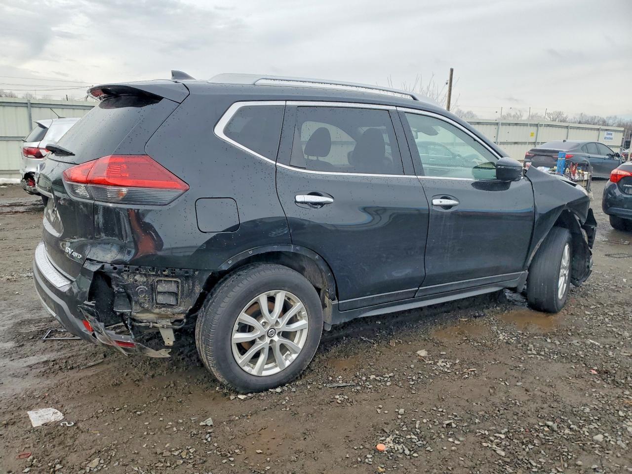 2020 Nissan Rogue Sv - Фото 3