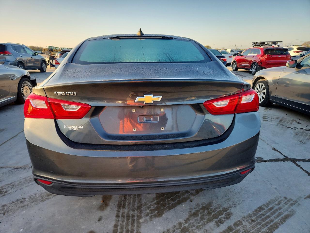 2017 Chevrolet Malibu Ls - Фото 6
