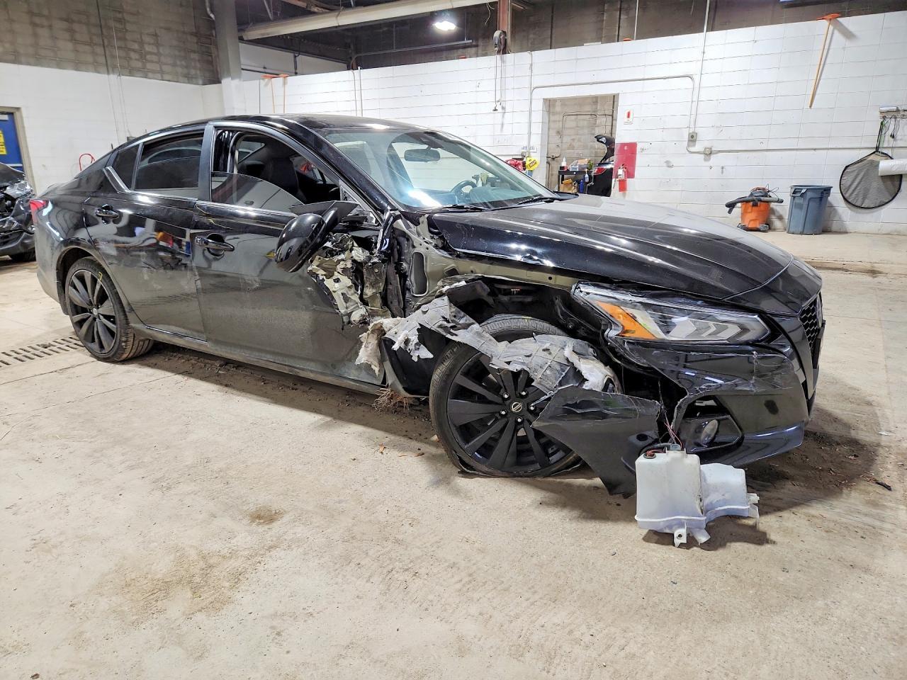 2022 Nissan Altima 2.5 Sr - Фото 4