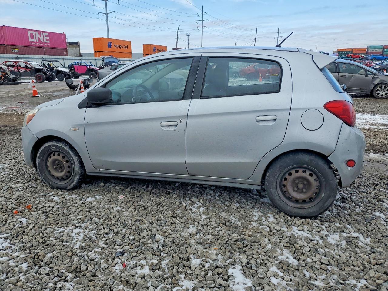 2015 Mitsubishi Mirage - Фото 2