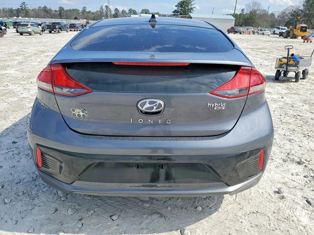 2017 Hyundai Ioniq - Фото 6