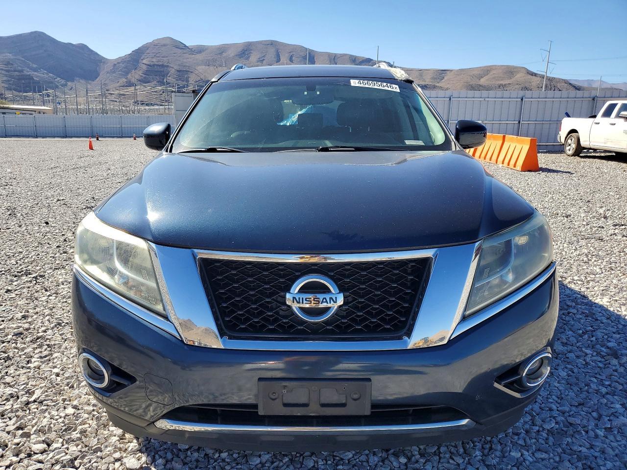 2013 Nissan Pathfinder S - Фото 5