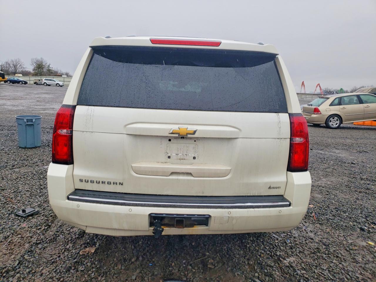 2015 Chevrolet Suburban K1500 Ltz - Image 6