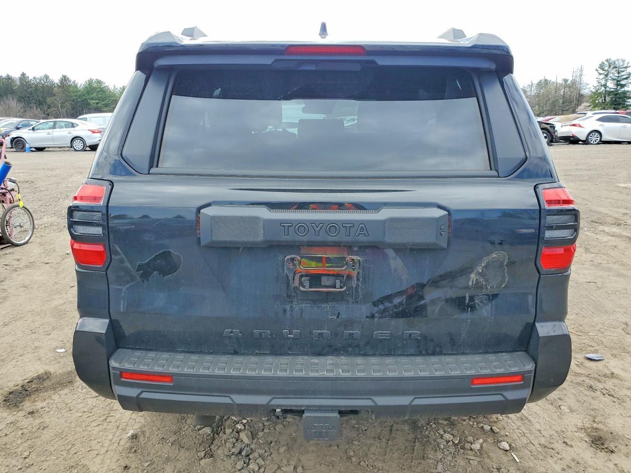 2025 Toyota 4Runner Sr5 - Image 6