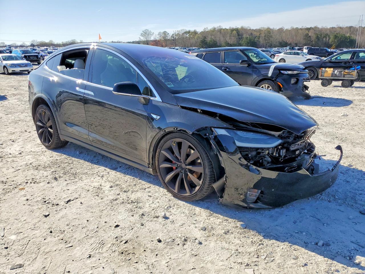 2016 Tesla Model X - Фото 4