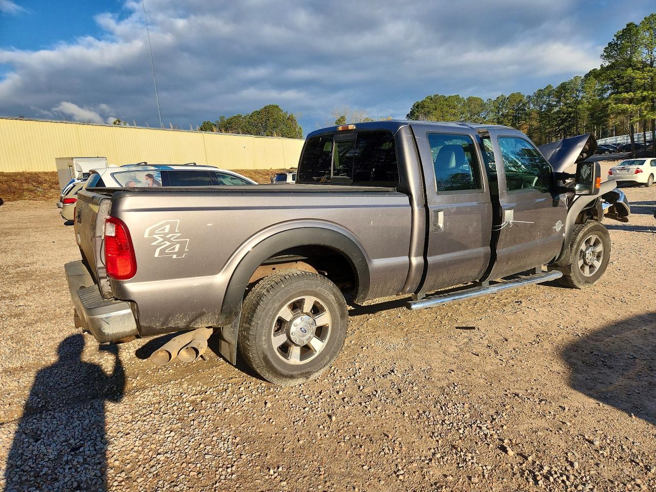 2011 Ford F250 Super Duty - Фото 3