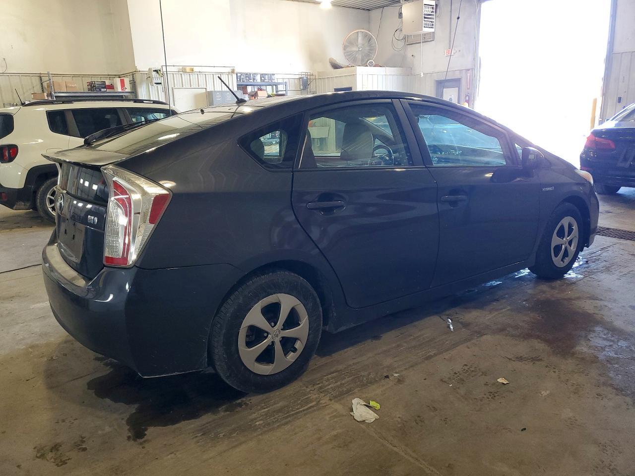 2013 Toyota Prius Two - Image 3