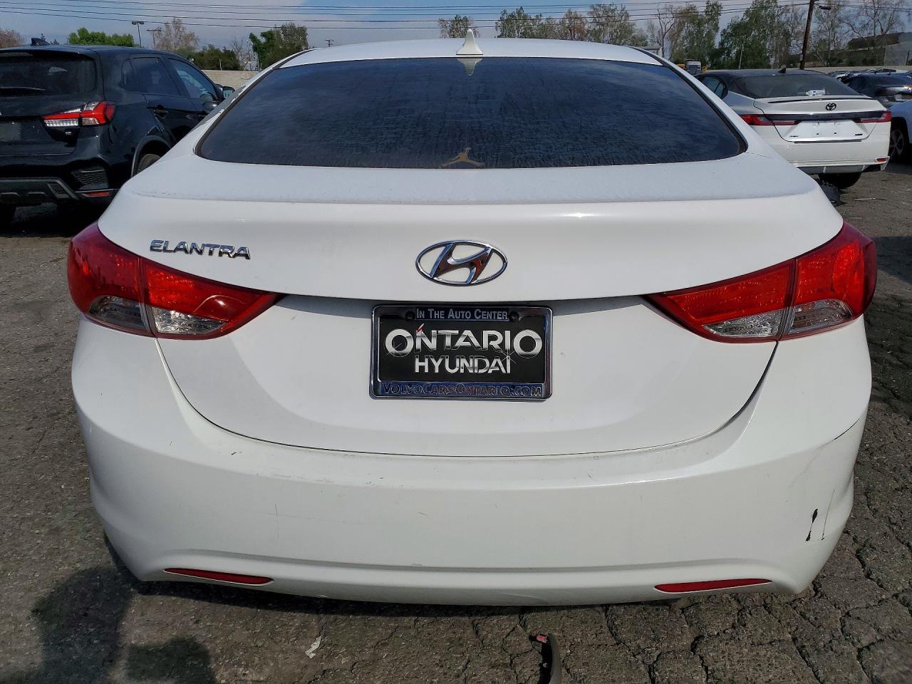 2013 Hyundai Elantra - Фото 6