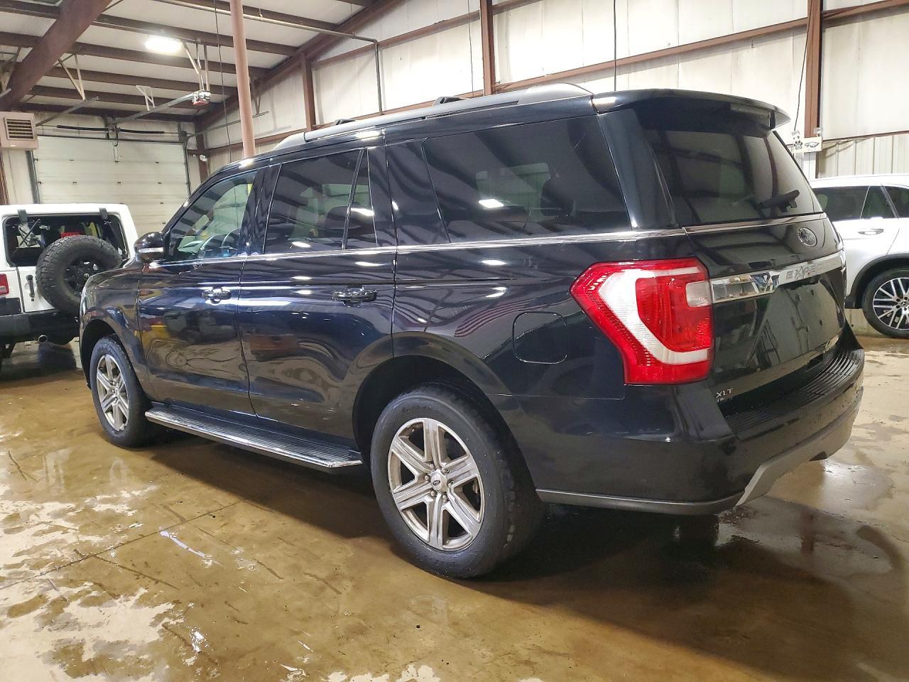 2020 Ford Expedition Xlt - Image 2
