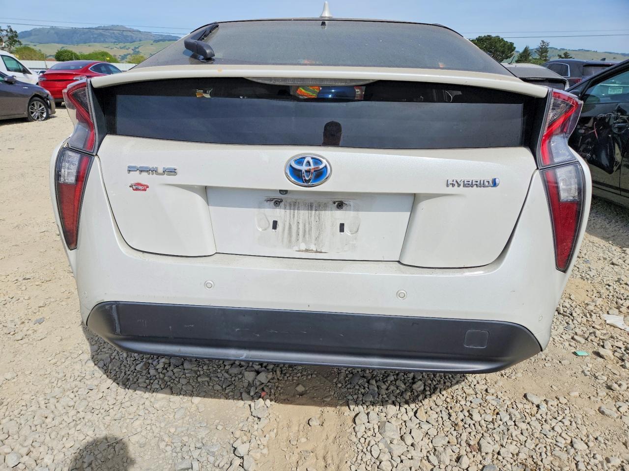2018 Toyota Prius Two - Фото 6