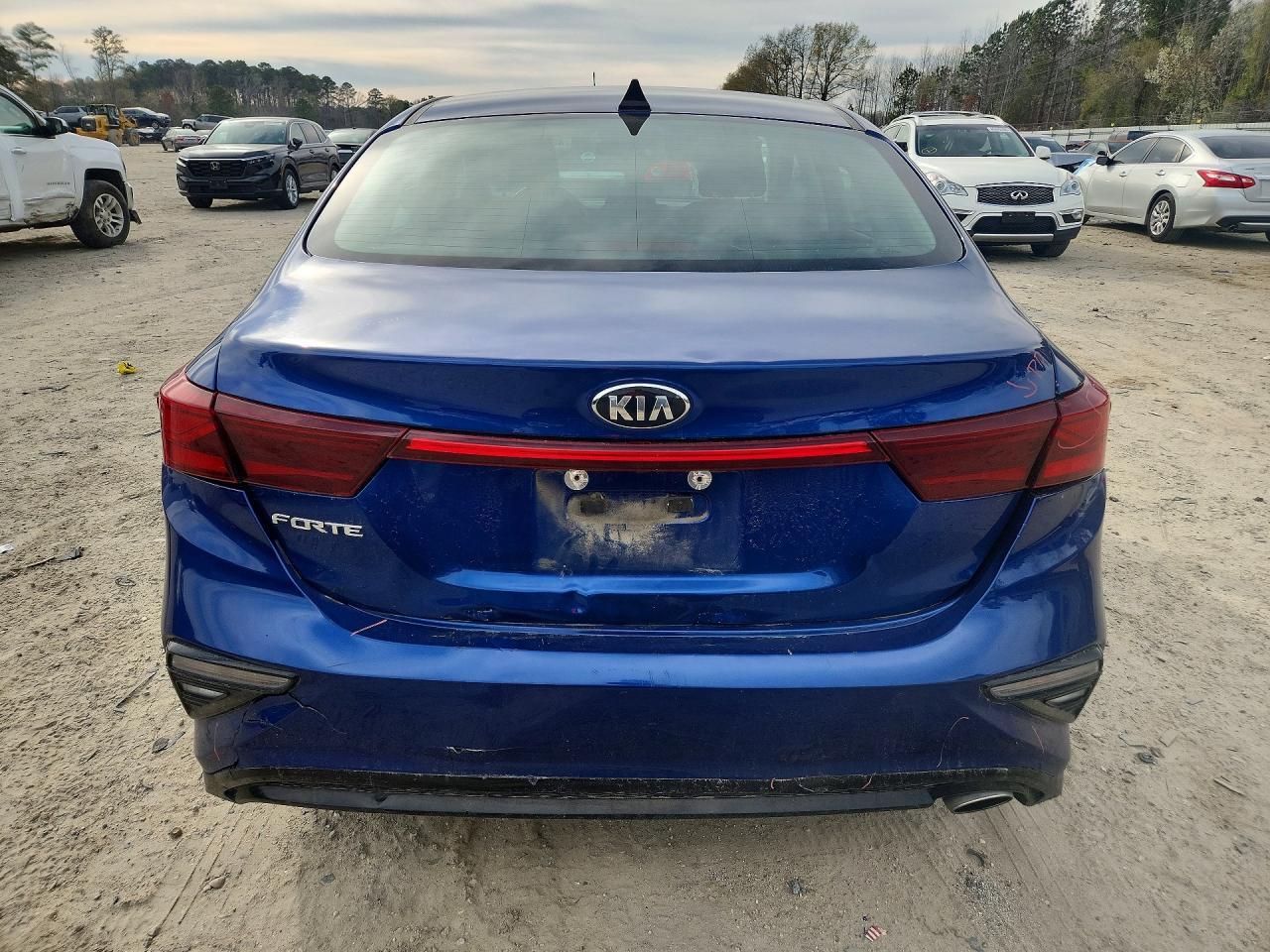2020 Kia Forte Lxs - Фото 6