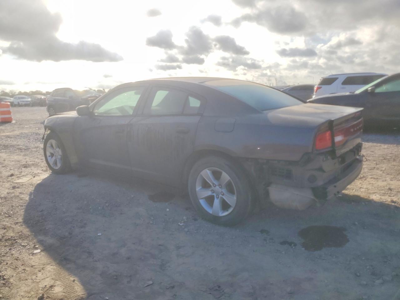2013 Dodge Charger Se - Фото 2