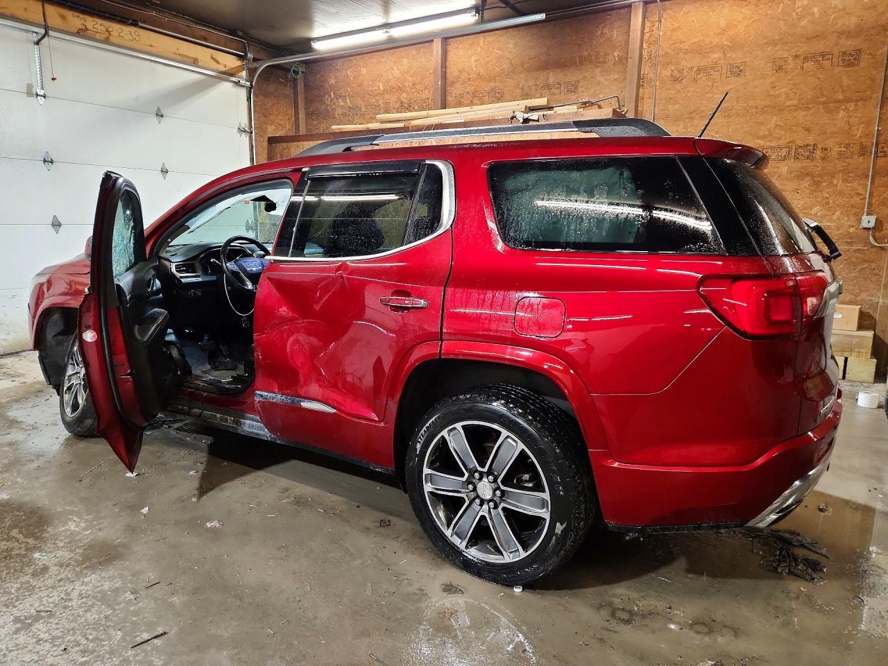 2019 GMC Acadia Denali - Фото 2