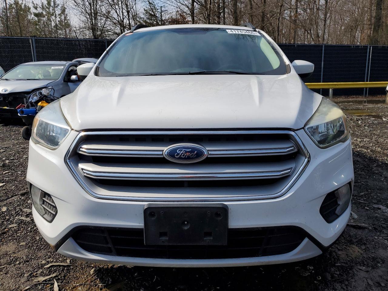 2018 Ford Escape Se - Фото 5