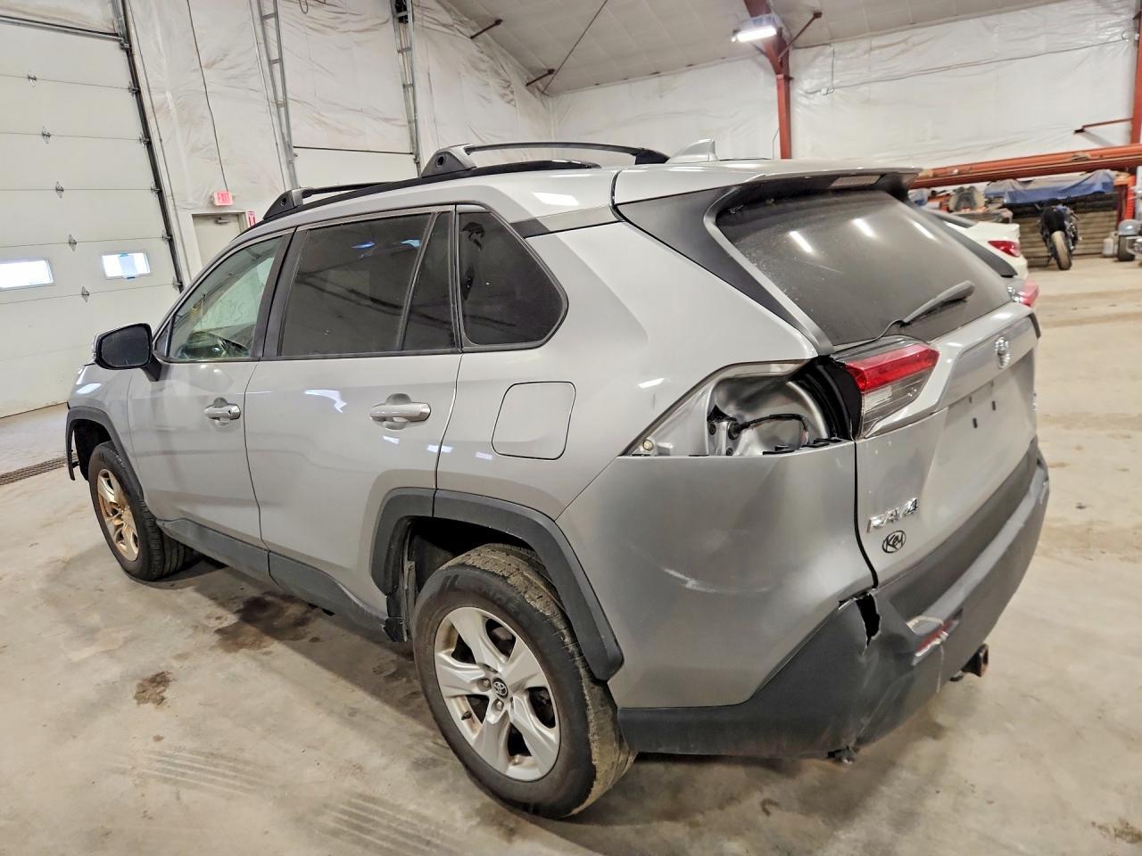 2019 Toyota Rav4 Xle - Фото 2