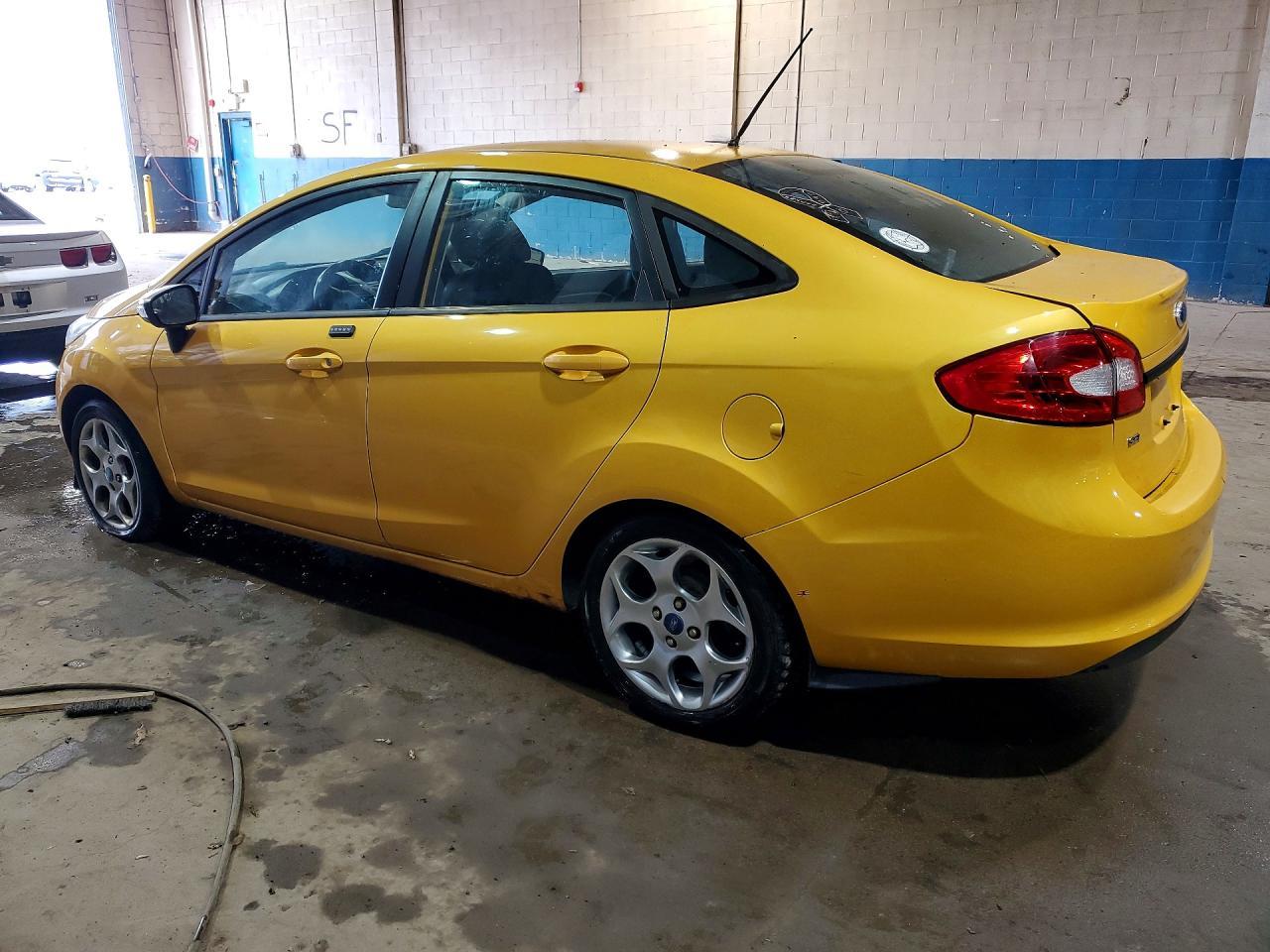2012 Ford Fiesta Sel - Фото 2