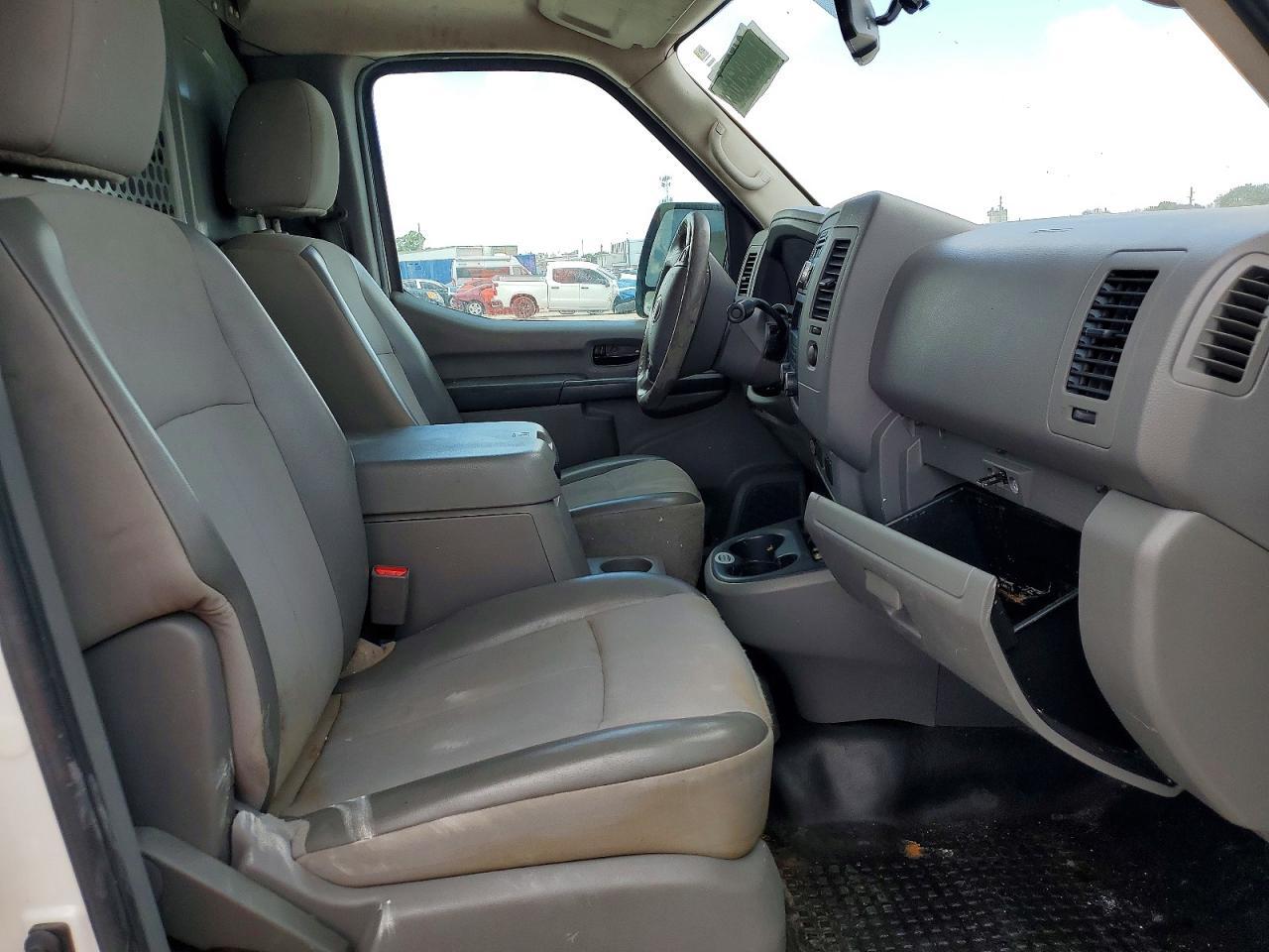2017 Nissan Nv 1500 S - Image 7