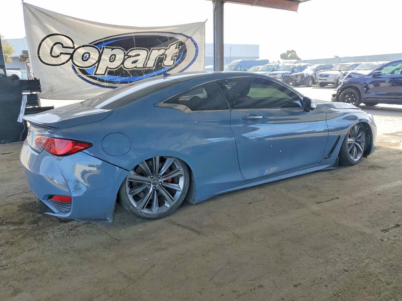 2021 Infiniti Q60 Red Sport 400 - Фото 3