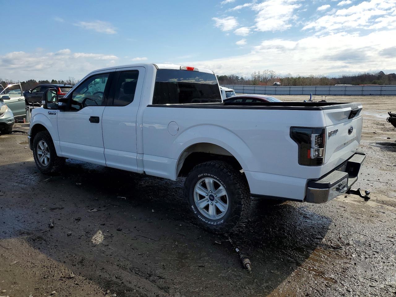 2016 Ford F150 Super Cab - Image 2