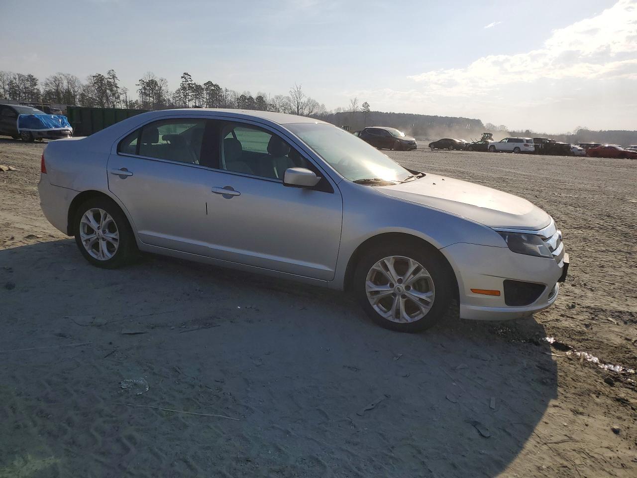 2012 Ford Fusion - Фото 4
