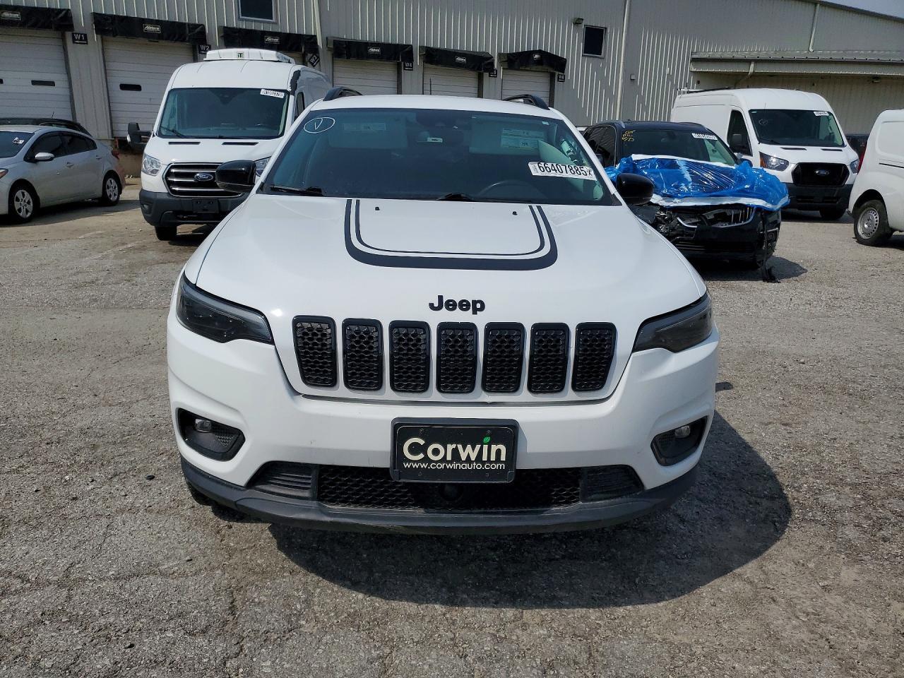 2022 Jeep Cherokee Latitude - Image 5