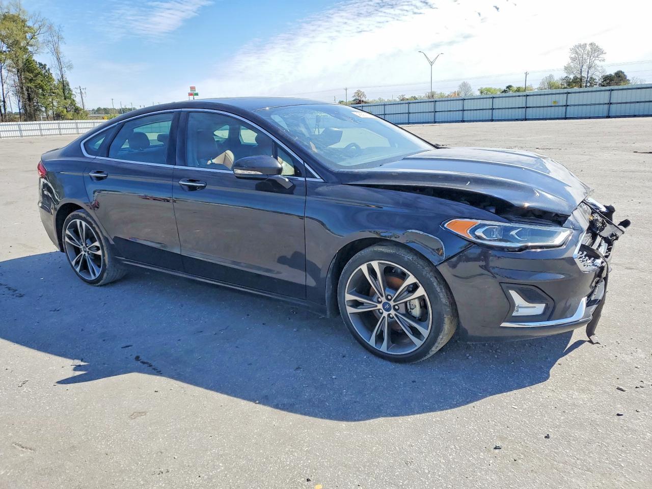 2020 Ford Fusion Titanium - Фото 4