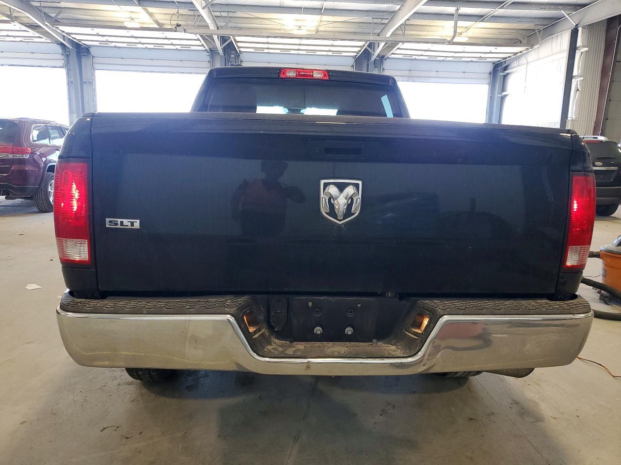 2024 Ram 1500 Classic Slt - Фото 6