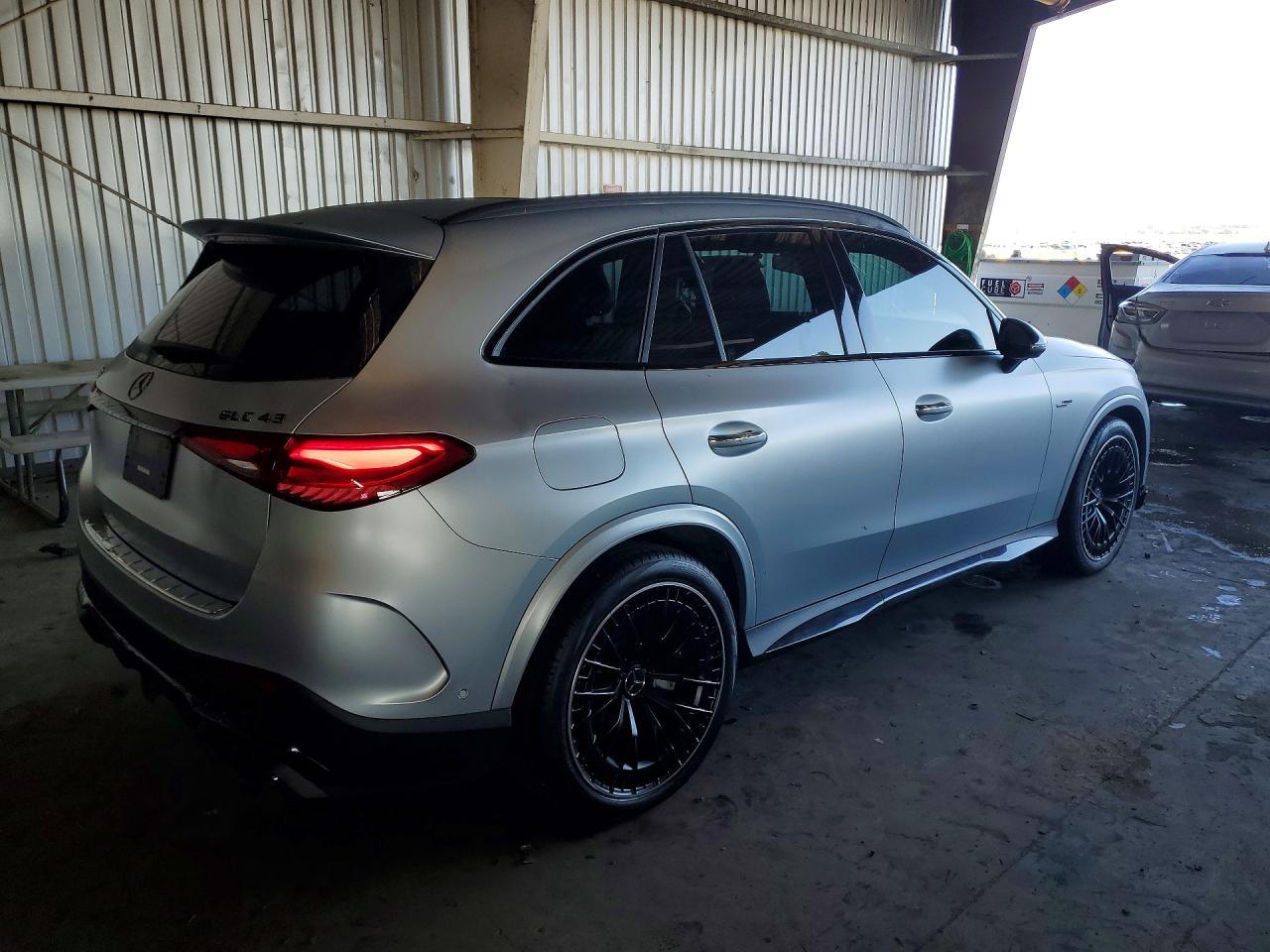 2024 Mercedes-Benz Glc 43 4Matic Amg - Image 3