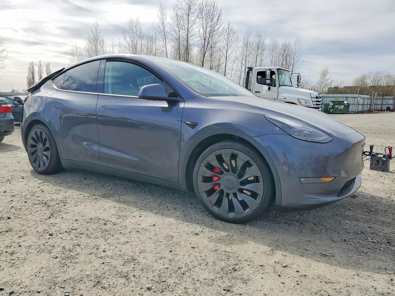 2022 Tesla Model Y - Фото 4