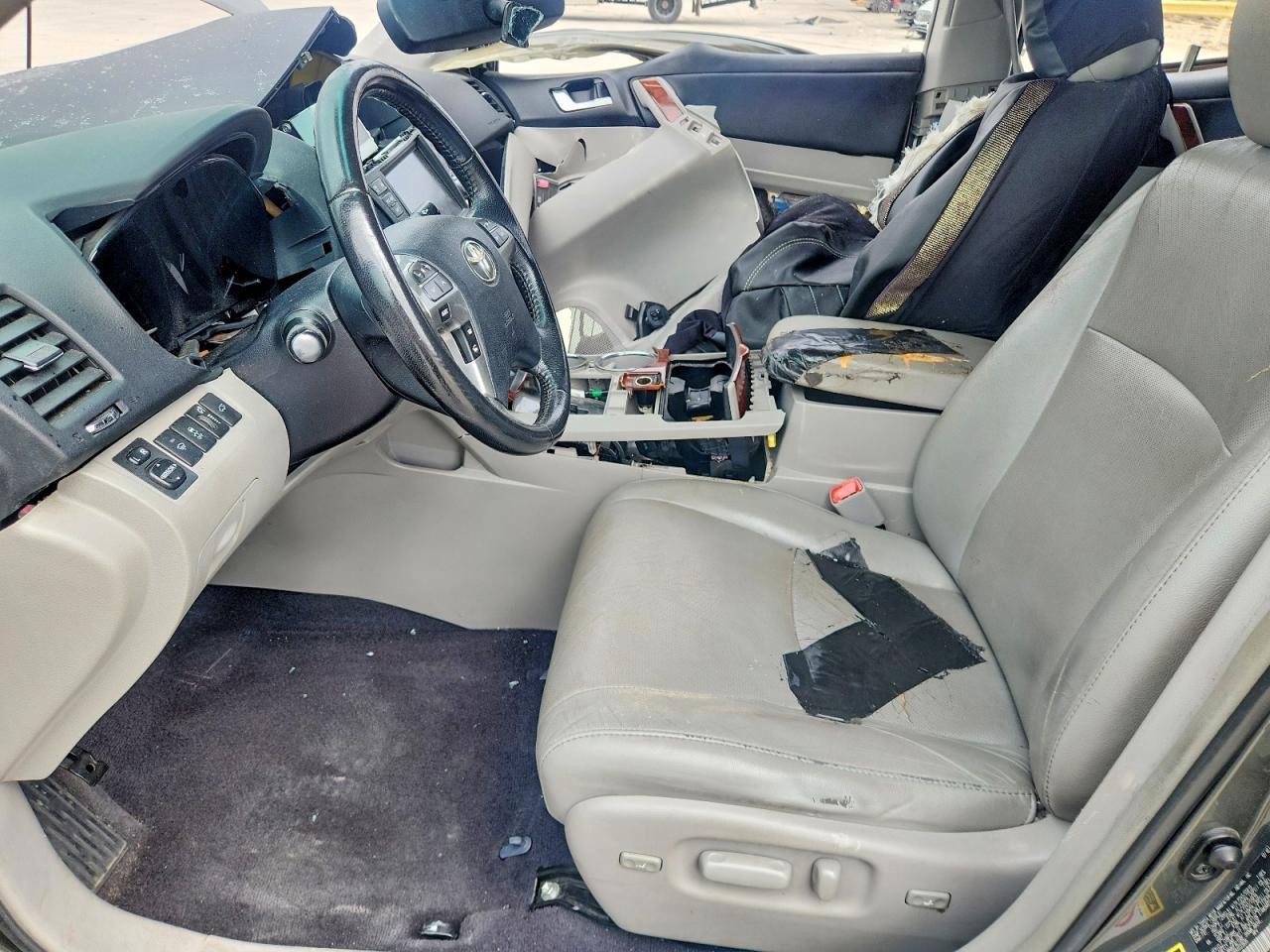 2011 Toyota Highlander Limited - Image 7