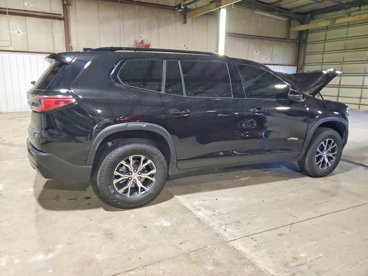 2025 GMC Acadia At4 - Image 3